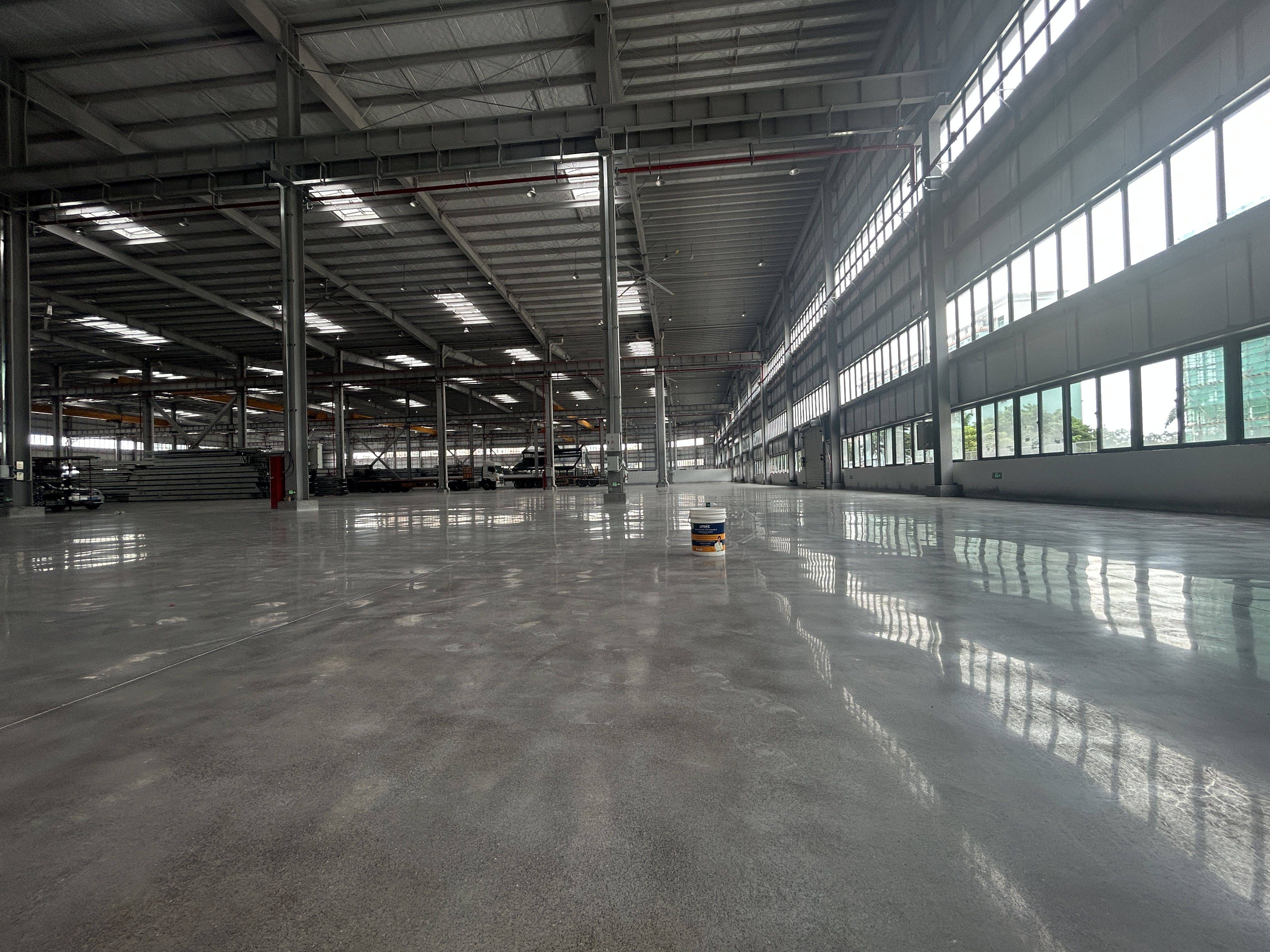 厂房混凝土地面找平施工方法详解｜不起砂、不开裂、不空鼓、超平整实战教程